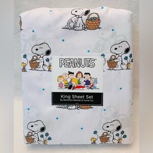 Peanuts Snoopy Easter Bunnies Baskets and Flowers Polkadot Sheet Set - King